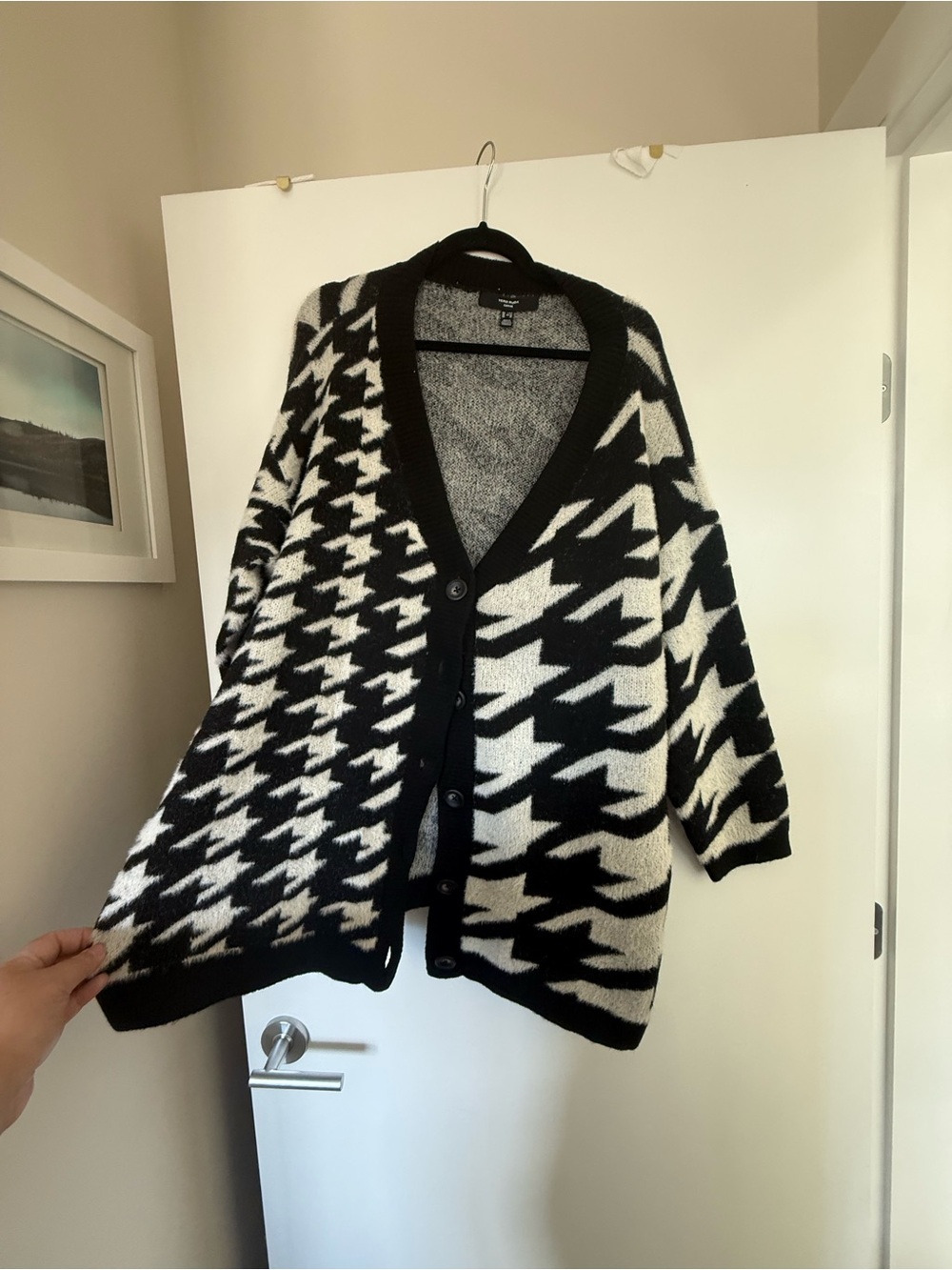 Vero Moda Black & White Houndstooth Button-Front Cardigan